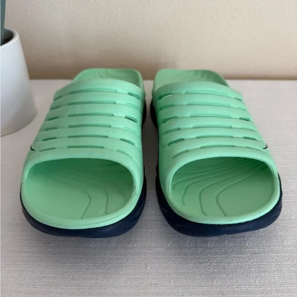 HOKA One One Mint Green/Black Unisex Slide Sandals - Picture 5 of 11